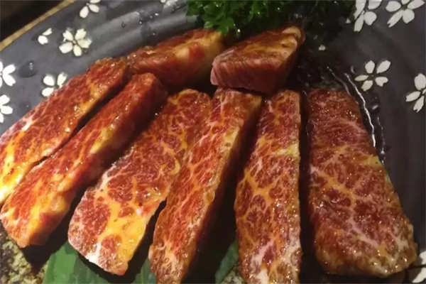 食肉兽烧肉小馆