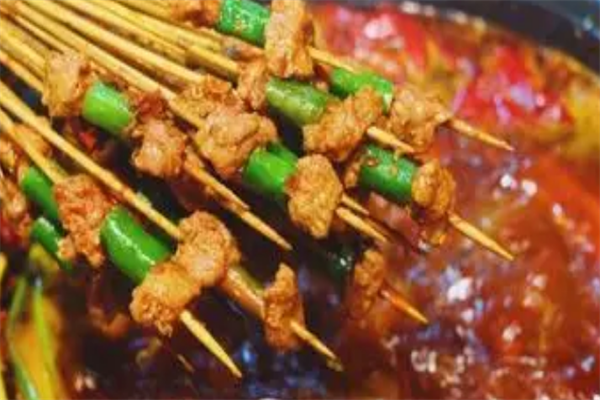 龍记串串香
