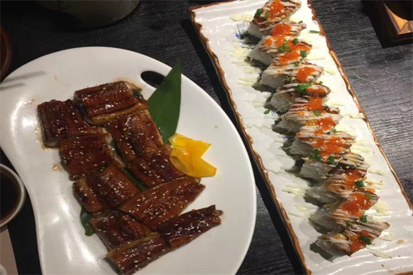鲸鱼寿司·茶