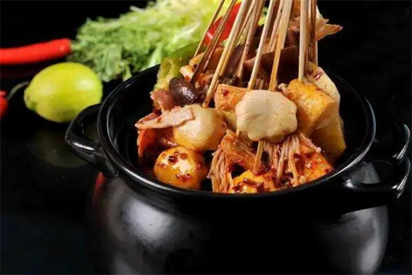 啊休冷锅串串香加盟