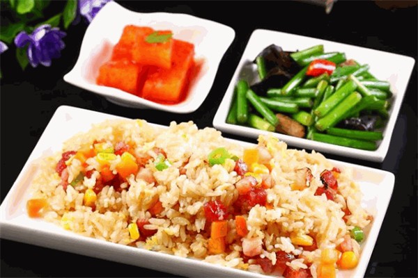 暴躁的饭小饼