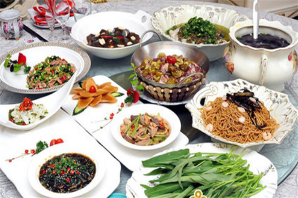 阿亮饭店加盟