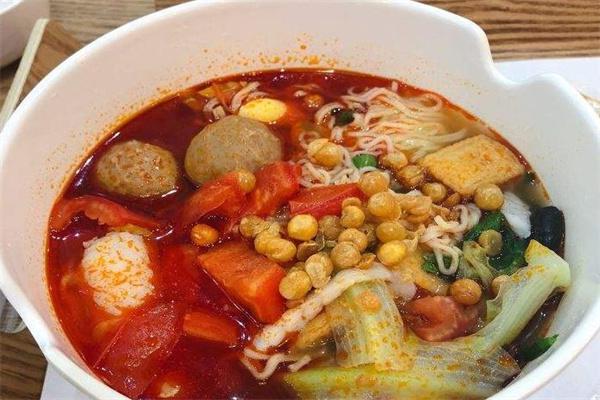 安社宝南麻辣烫加盟