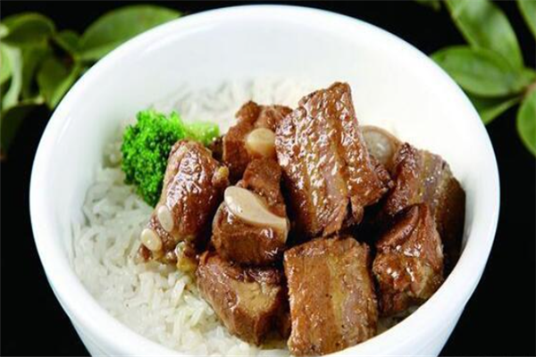 十里骨香排骨米饭加盟
