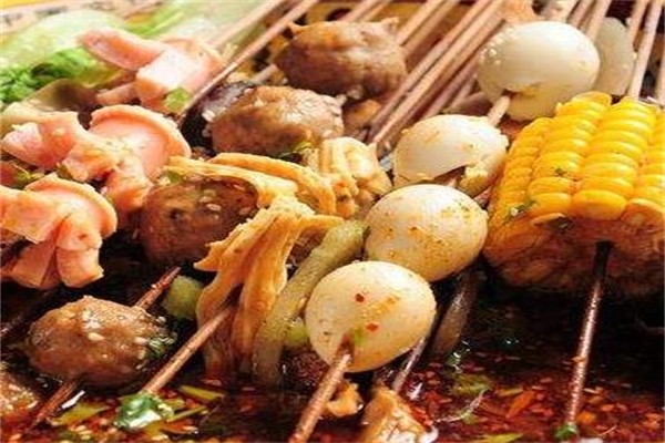 黄记砂锅串串香加盟