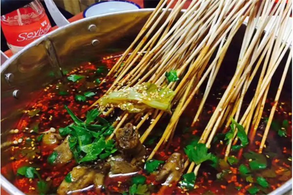 锦壹味锑锅串串