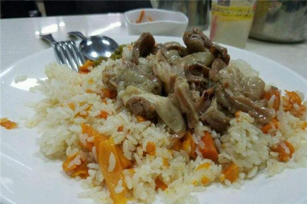 塔斯提抓饭