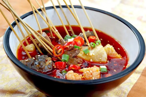 啊休冷锅串串香加盟