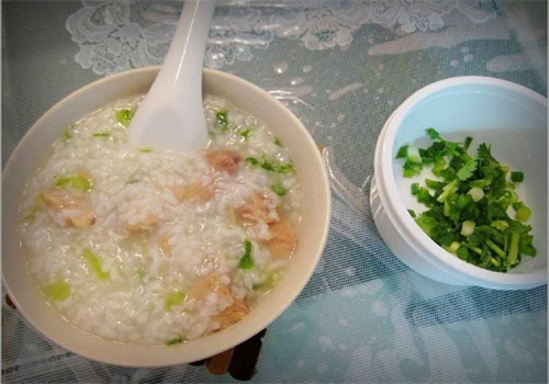 乡下仔咸骨粥