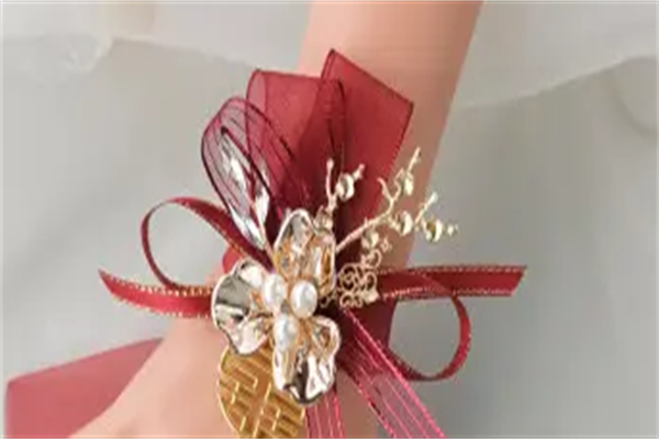 欧芮霓饰品