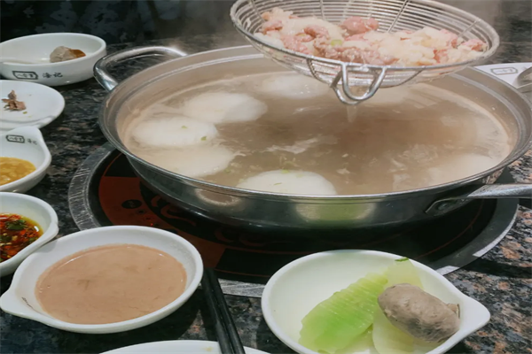 隆记鲜牛肉火锅