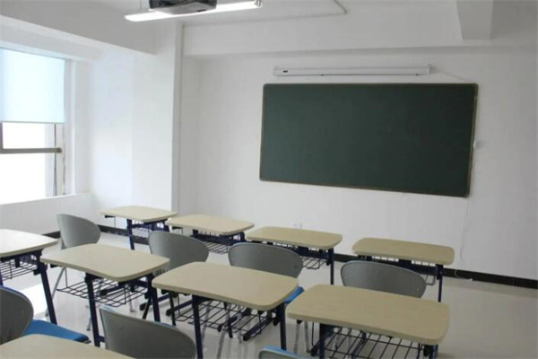 兰麒教育加盟