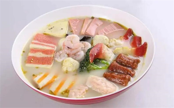小胡子麻辣烫