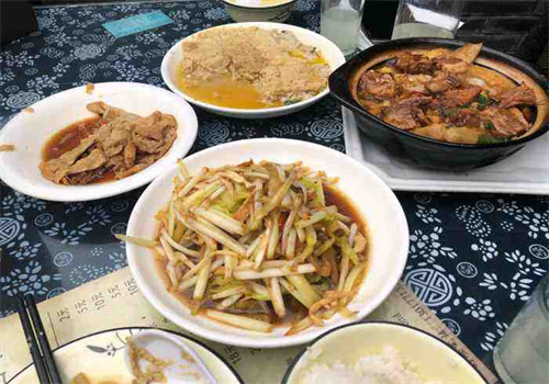 陈碗罐菜馆