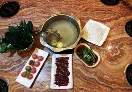 佳得堡潮味牛肉火锅