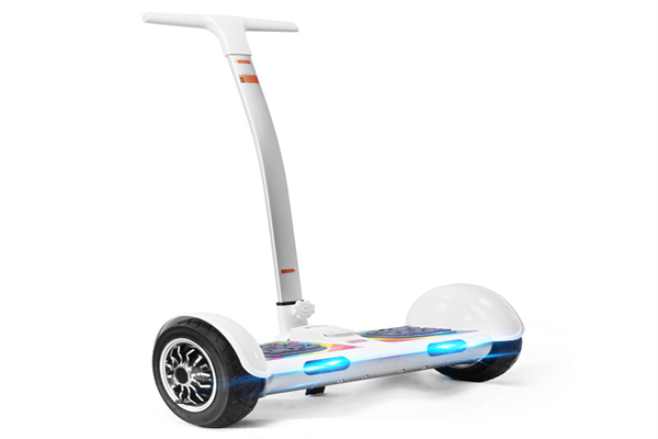 冰贝尔智能平衡车