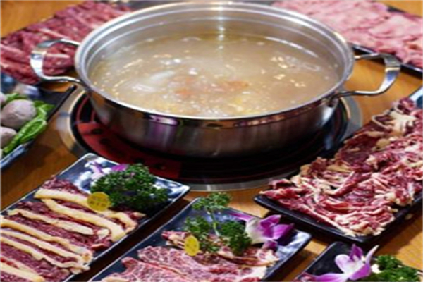 紫云阁特色牛肉锅