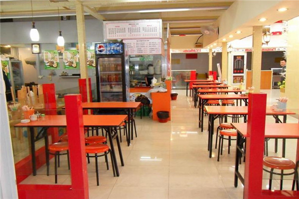 智方曼曼小吃店