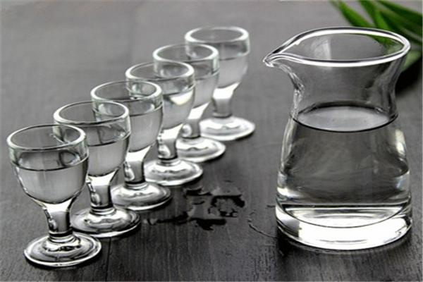 曹相府酒业
