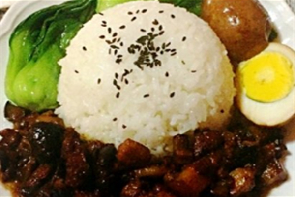 娜鲁湾卤肉饭
