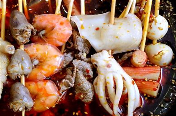 小菌肝砂锅串串香