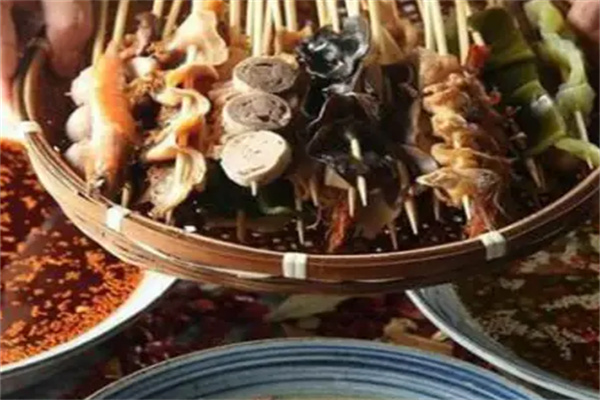 撸鼎记串吧加盟