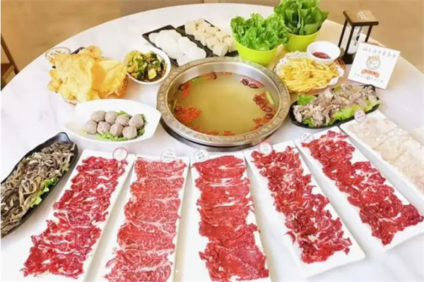 一牛生活潮汕牛肉火锅