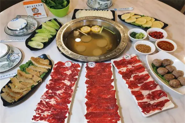一牛生活潮汕牛肉火锅