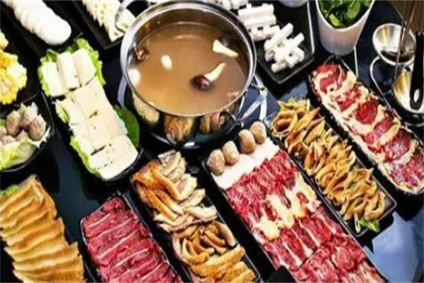 健康牛概念牛肉火锅