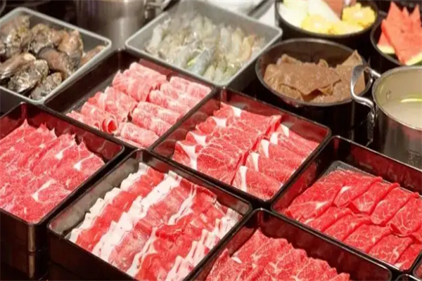 健康牛概念牛肉火锅