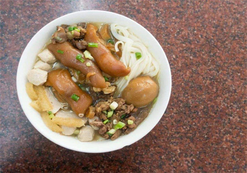 汤粉皇
