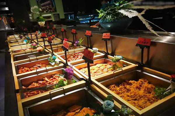 捞天下海鲜肥牛自助餐厅