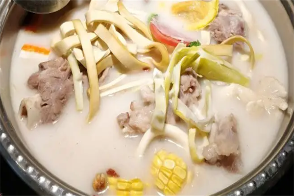 有风骨养生骨头火锅