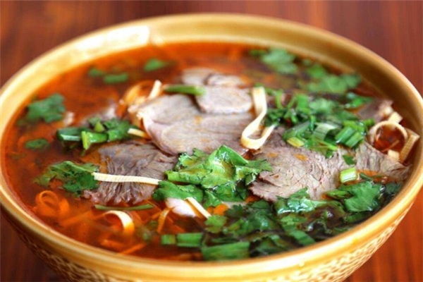 老屋瓦罐牛肉汤加盟 