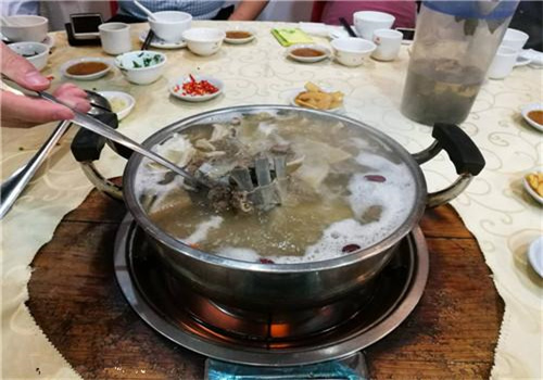 辉煌羊肉火锅