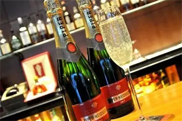 新空气葡萄酒加盟