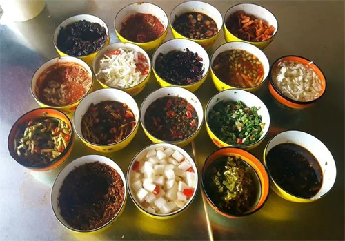 大饭桌调味品