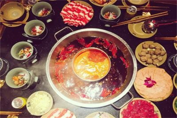 蜀兰香火锅店