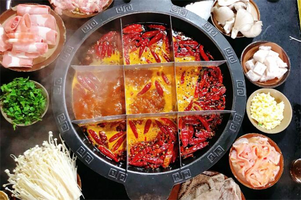 巴蜀渝香火锅加盟