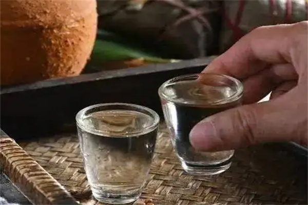 龙女白酒加盟