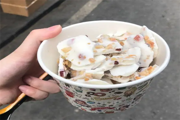 三井炒酸奶