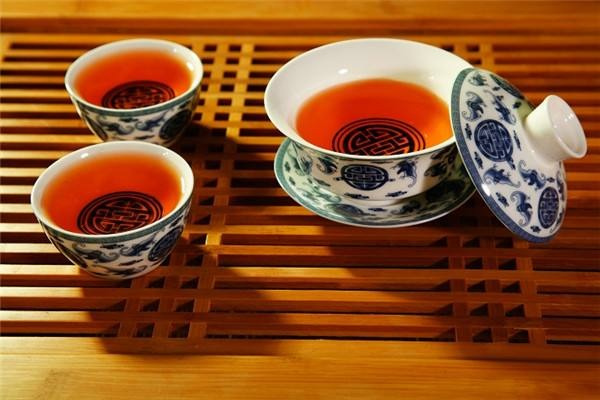 三龙茶叶