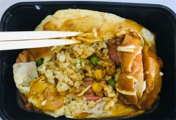 阿伦蛋包饭