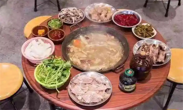 洞氮胡记羊肉馆