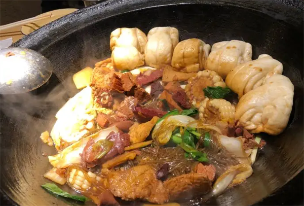 工农兵铁锅炖菜