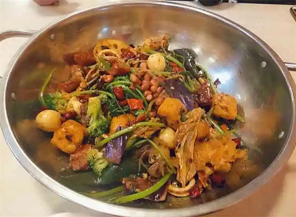 胡记麻辣香锅