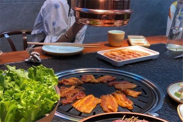 茜茜天天烤肉