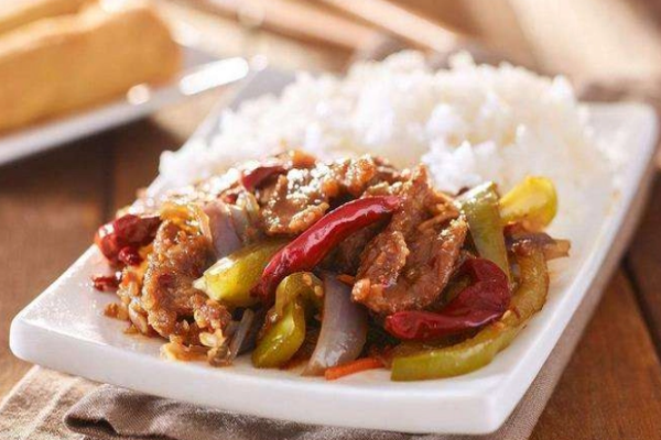 谷粒稻香牛肉饭