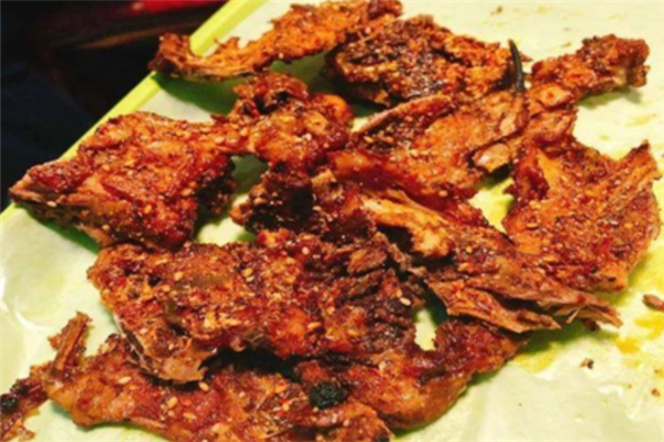 翻滚烤鸡架