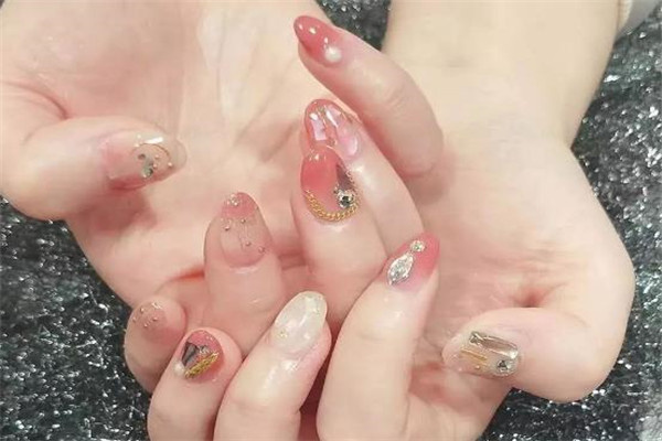 仙子琪美甲加盟